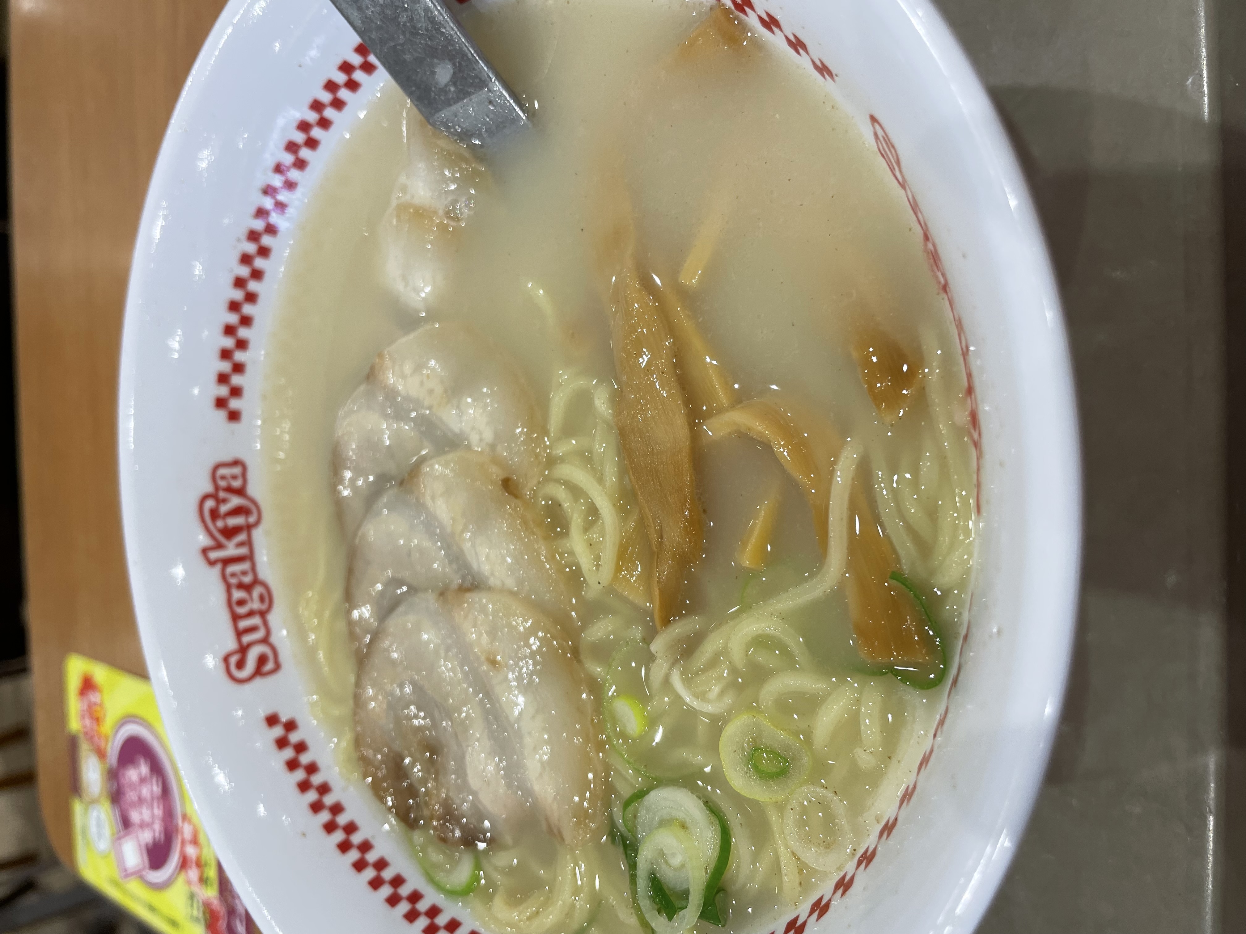 スガキヤ肉入りラーメンの画像